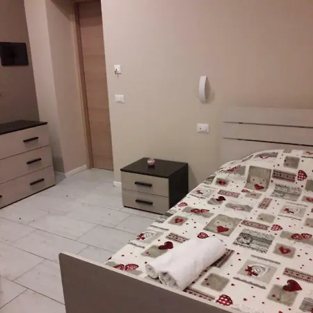 Primo ゲストハウス カターニア